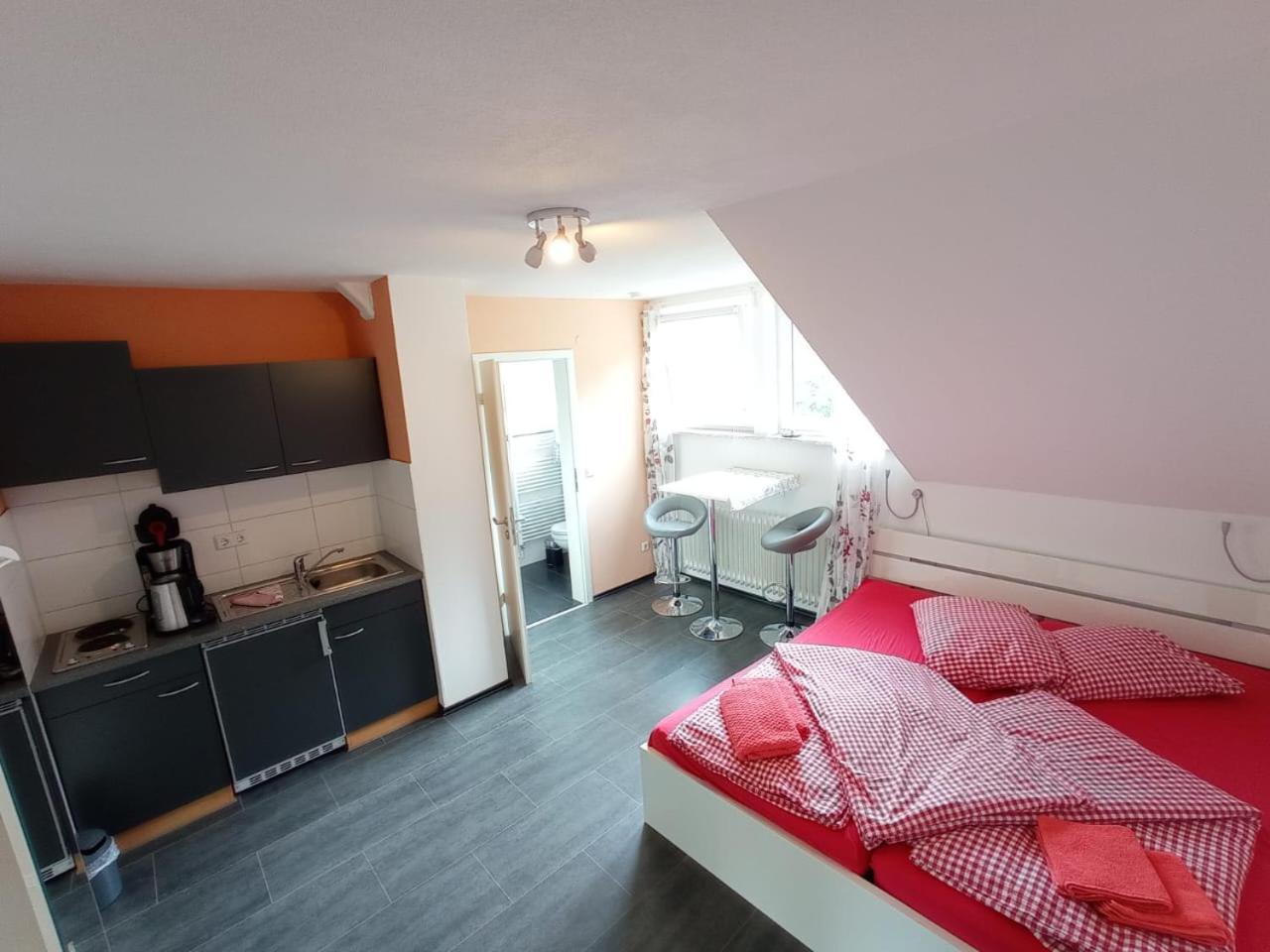 Weingut Im Moselkrampen Apartman Ellenz-Poltersdorf Kültér fotó
